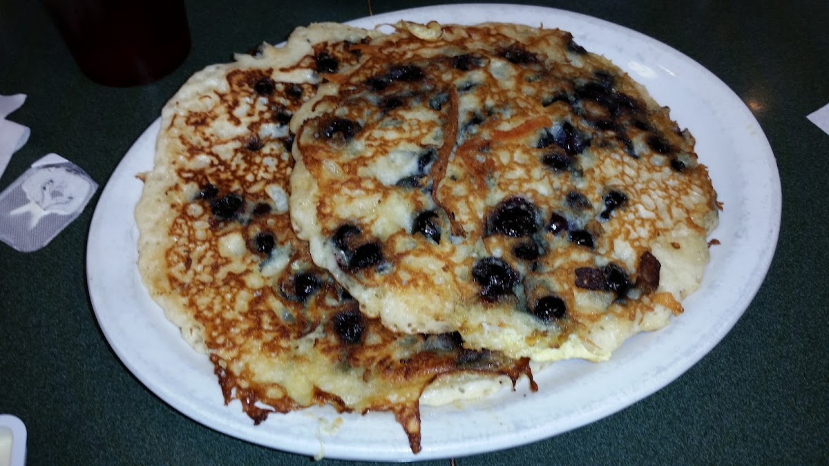 Manny's Snack Shack Photo 8